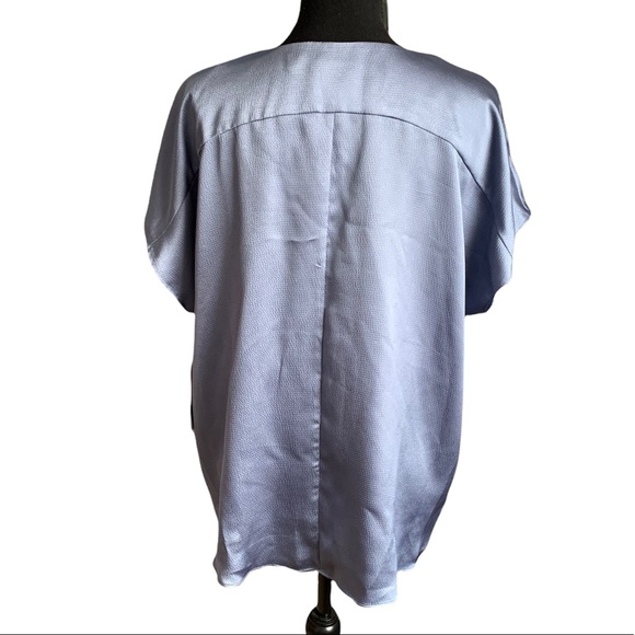 Worthington Women’s Light Blue Blouse Size Large - Picture 3 of 16